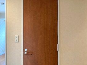 060124 door