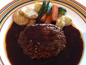 らんらんの絵手紙日記 金のハンバーグ