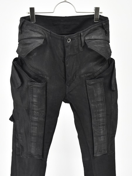 JULIUS[ユリウス] LIMITED VERTICAL SKINNY GAS MASK CARGO PANTS