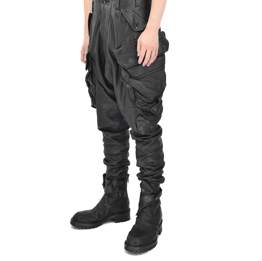 _JULIUS LEATHER GAS MASK CARGO PANTS : GORDINI OFFICIAL [ 北 _JULIUS LEATHER GAS MASK CARGO PANTS : GORDINI OFFICIAL [ 北