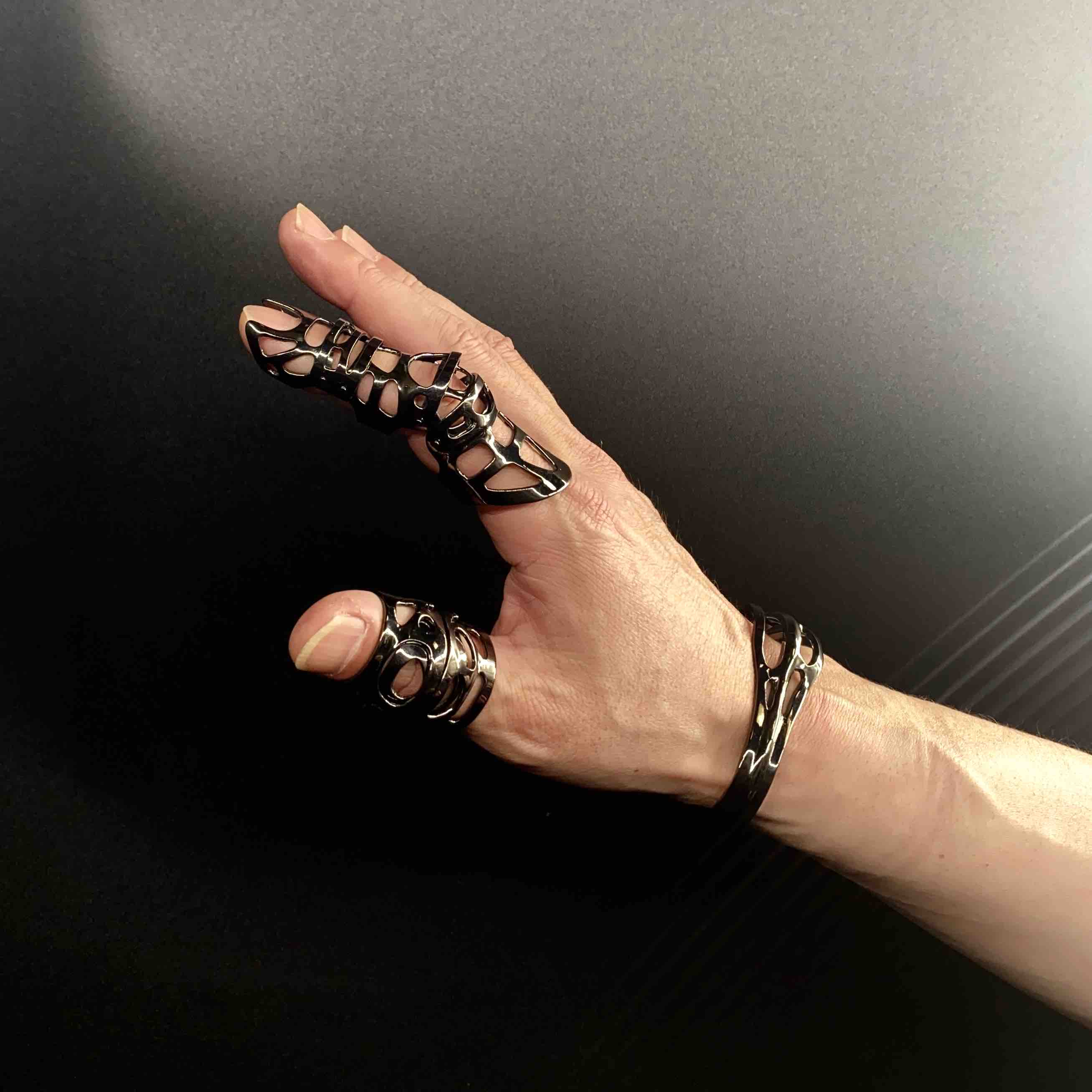 FANGOPHILIA_JULIUS : GORDINI OFFICIAL [ 北堀江からG-BLOG ]