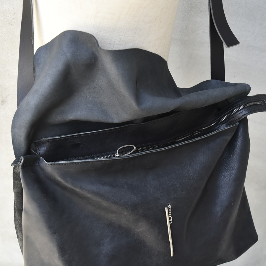 新品　DANIELE BASTA　ブルレザー×シルバー925 　ショルダーバッグ DANIELE BASTA