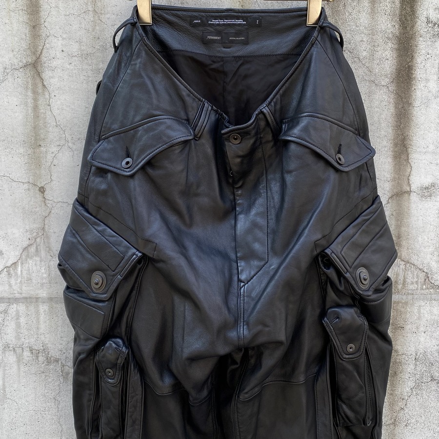 _JULIUS 859PAM7 LEATHER GAS MASK SHORT PANTS : GORDINI