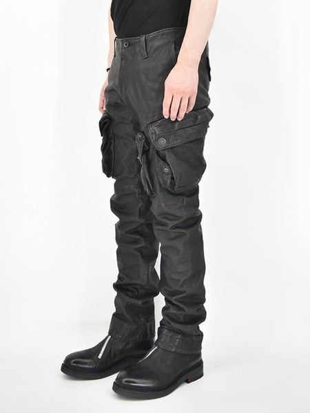 JULIUS[ユリウス] / LEATHER GAS MASK CARGO PANTS レザーガス