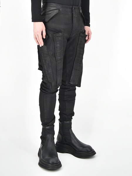 JULIUS[ユリウス] LIMITED VERTICAL SKINNY GAS MASK CARGO PANTS