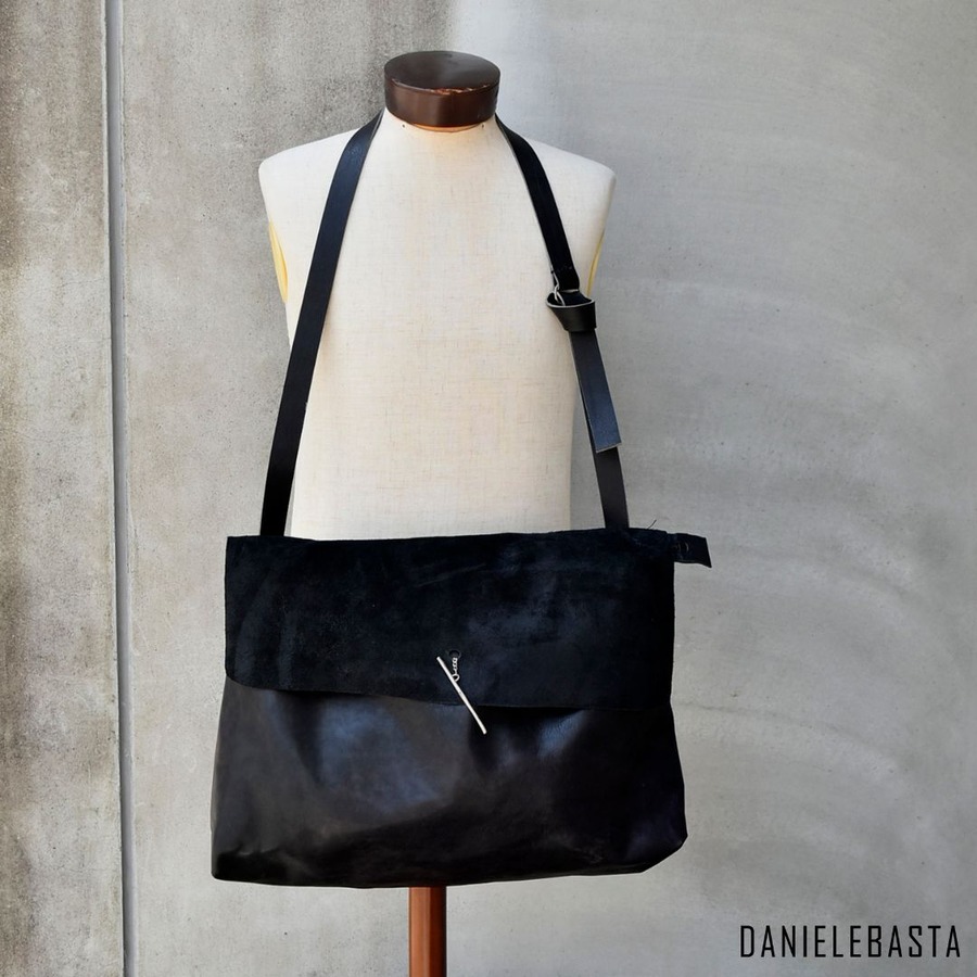 新品　DANIELE BASTA　ブルレザー×シルバー925 　ショルダーバッグ DANIELE BASTA