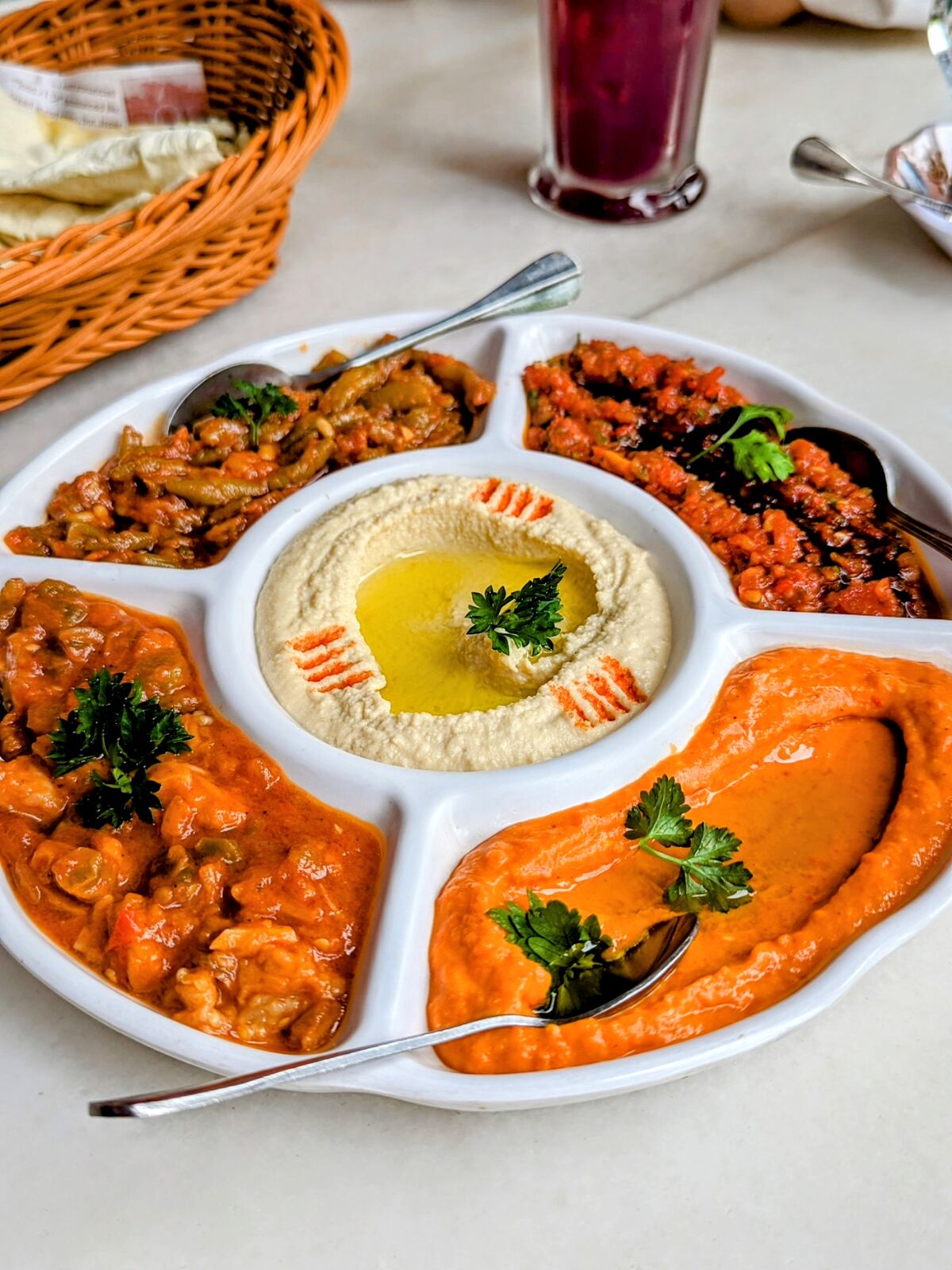 PXL_20231216_045401543.PORTRAIT.ORIGINAL~3