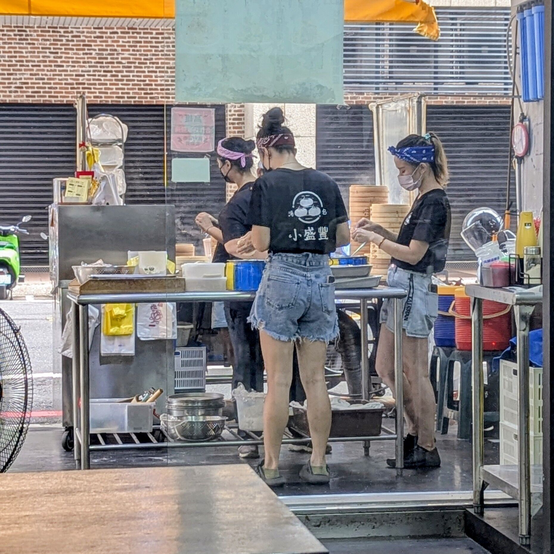 PXL_20250830_232639097.PORTRAIT.ORIGINAL~2