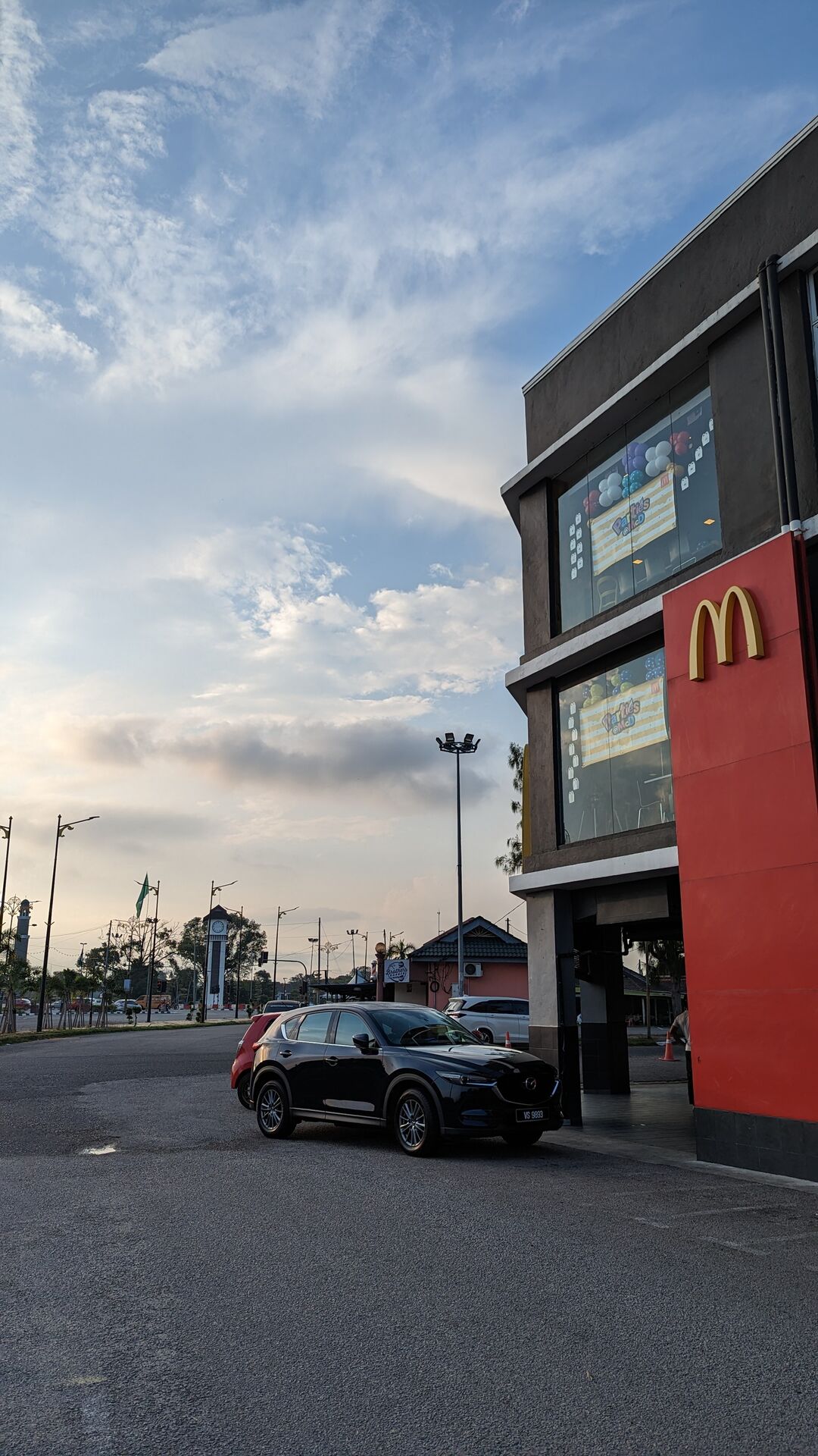 PXL_20230616_235336121