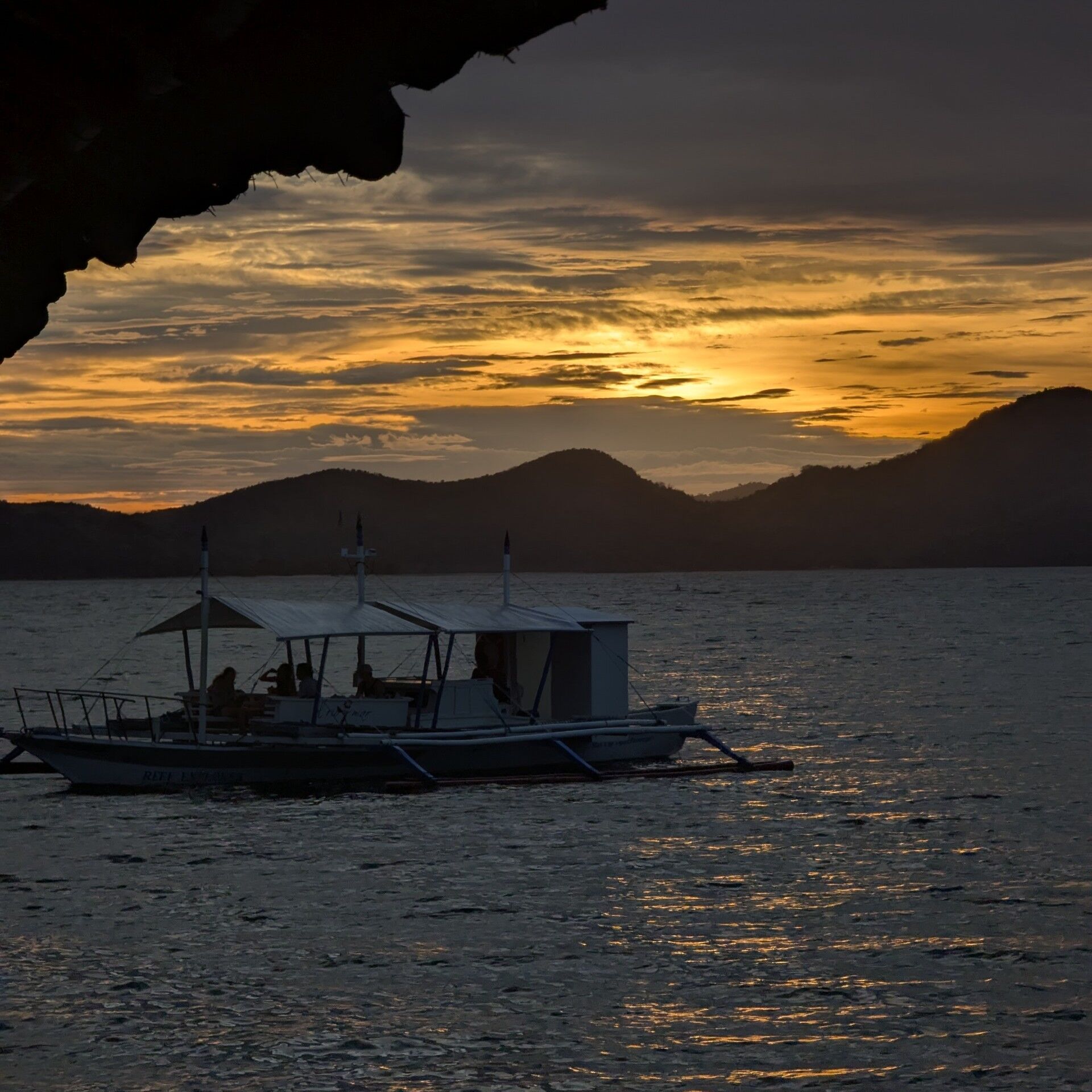 PXL_20250330_220111426