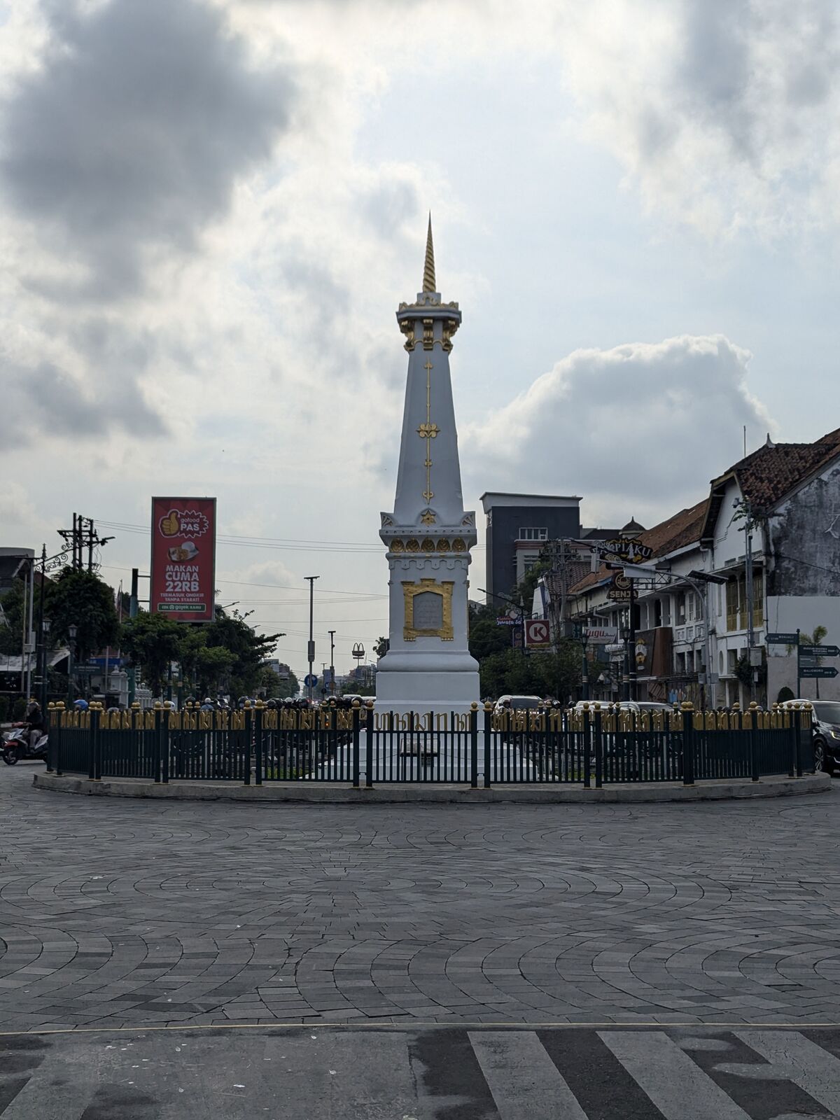 PXL_20241014_004117279