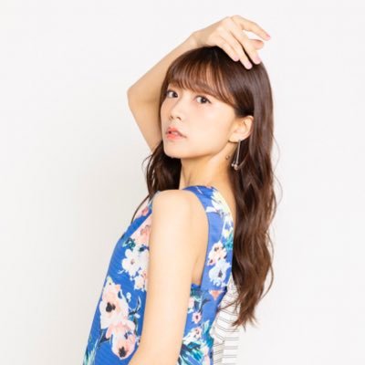 O8VnIhhB_400x400