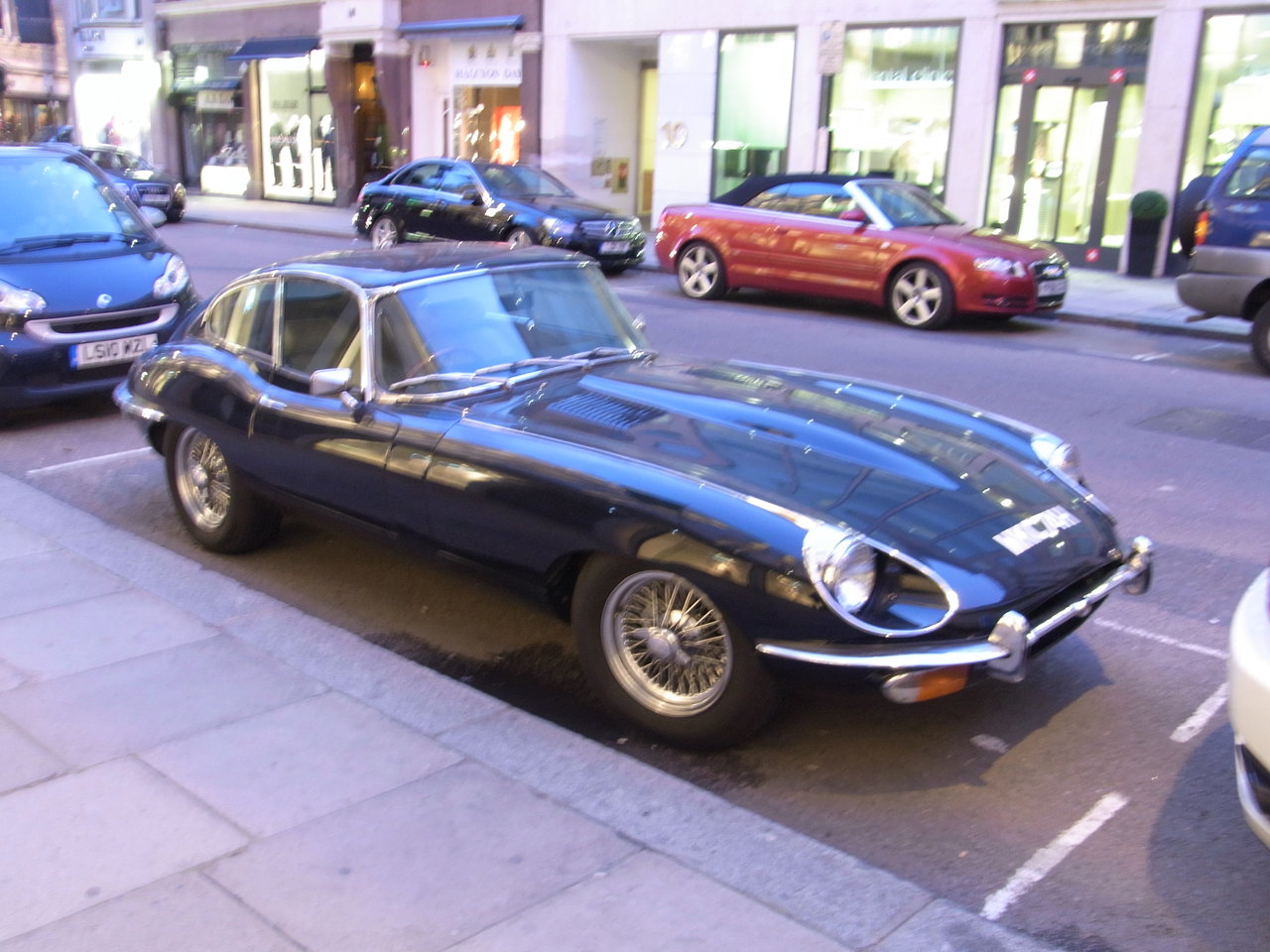 11夏ロンドン滞在記 ロンドンで見た自動車たち Doom And Gloom 11夏ロンドン滞在記 ロンドンで見た自動車たち Doom And Gloom