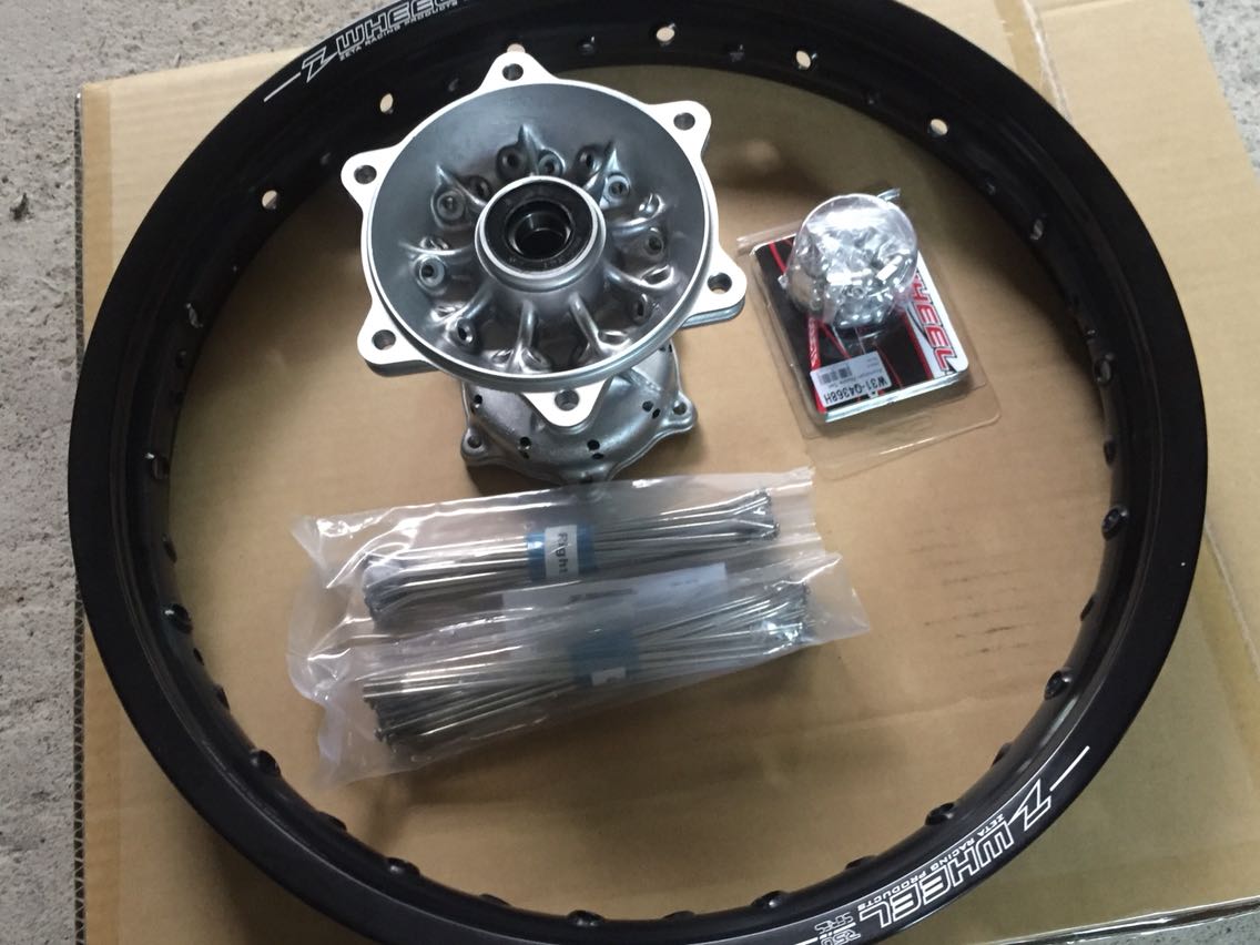 KLX250 Z-WHEELホイール組み立て : 林道へ遺構へぶらりツーリング KLX250 Z-WHEELホイール組み立て : 林道へ遺構へぶらりツーリング
