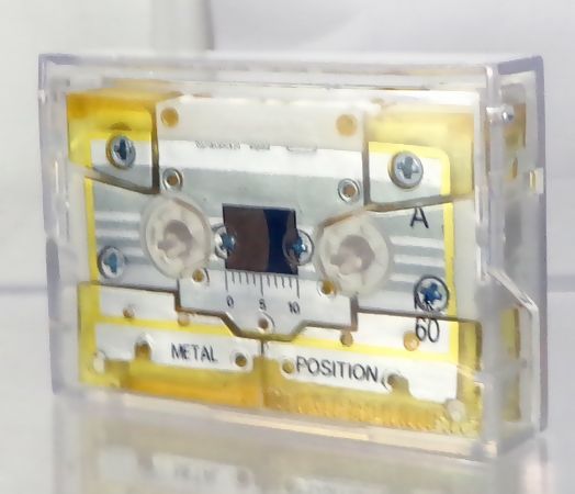 ソーラーボット「サンバーストの力は闇に潜むものに光を注ぎます」（e 