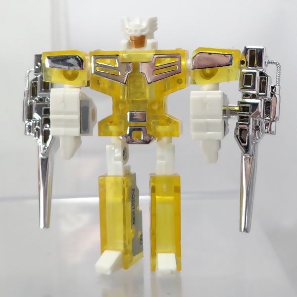 ソーラーボット「サンバーストの力は闇に潜むものに光を注ぎます」（e 