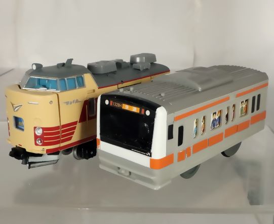 ハッピーセット　電車　列車　8台で1788円です。お値下げ可能 sddefault.jpg