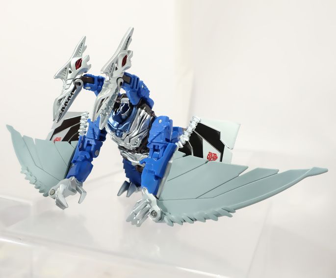 オプティマスプライム「ビー！乗れ！」 ストレイフ「グアアアア