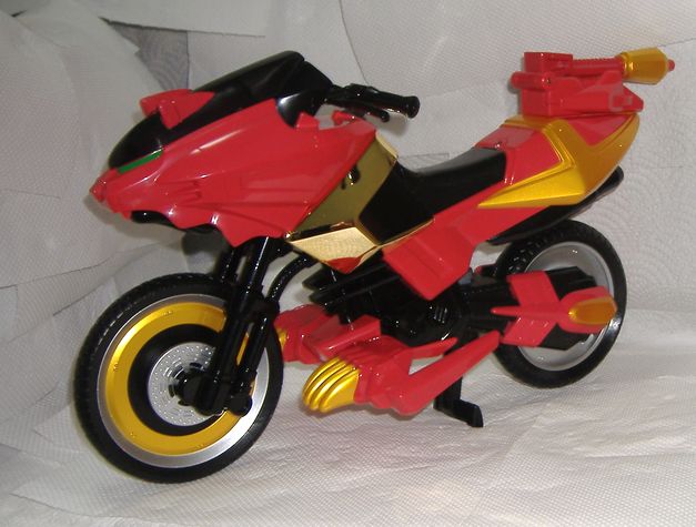 レッドワイルドウォーリアウィズサベージサイクル② : DXセイバーベース