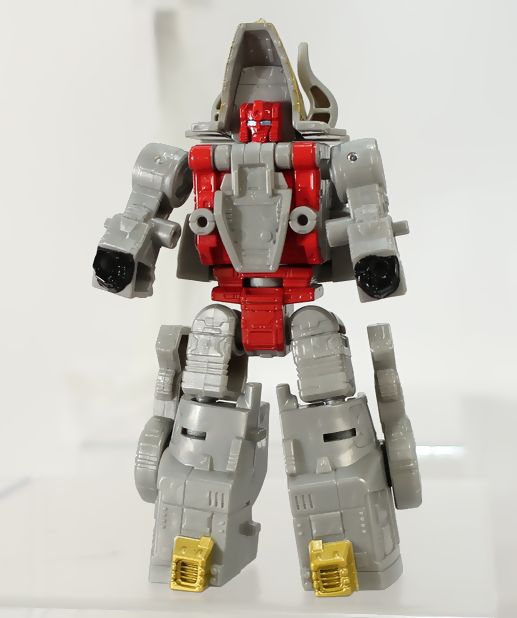 ナレーター「正義のダイノボットだ！スナール！スラッグ！グリムロック