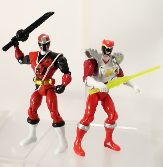 パワーレンジャー・ダイノチャージ 5インチアクションフィギュア