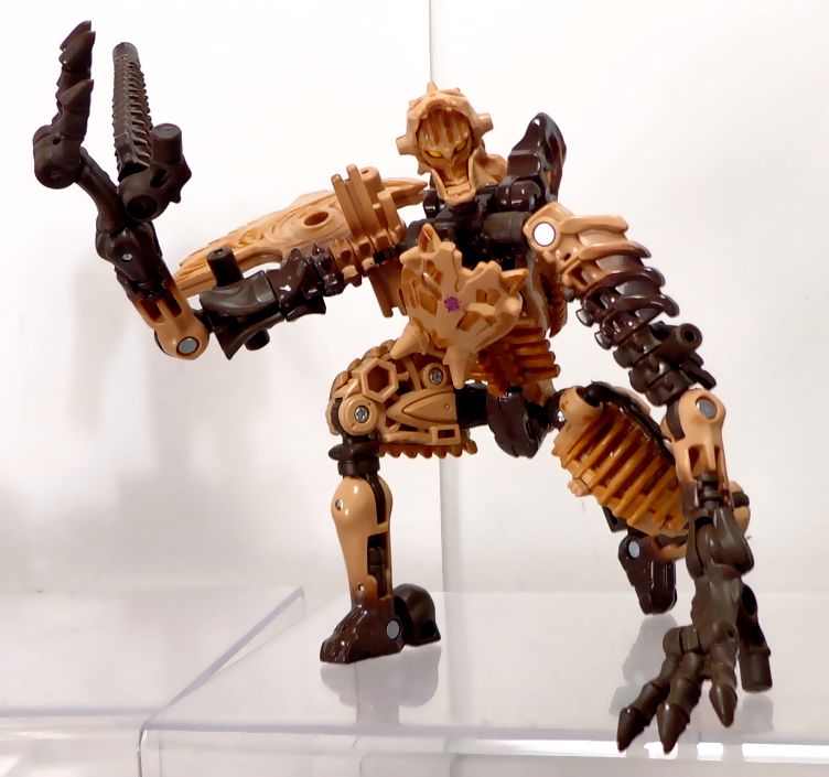 メガトロン「私は宇宙…ぐはふっ！宇宙さい…ぐはふっ！カーッ