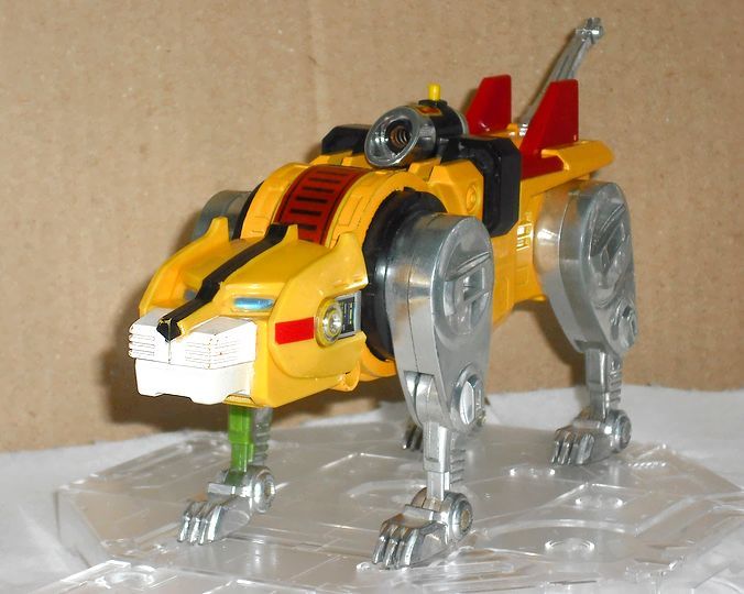 未来獣合体ゴライオン Dxセイバーベース