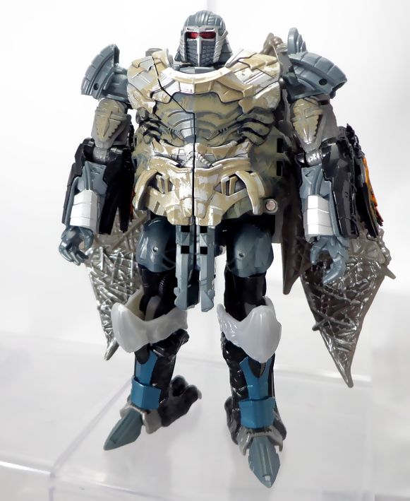 ストームレイン「騎士達がドラゴンとなる。それをお前が、操るが