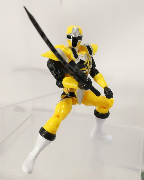 パワーレンジャー・ニンジャスティール ニンジャマスターモードイエローレンジャー Power Ranger Ninja Steel NINJA MASTER MODE YELLOW RANGER