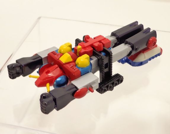 カプセル超合金。コンバトラー∨。 HGシリーズ カプセル超合金 CGA-03 超電磁ロボ コン・バトラーV