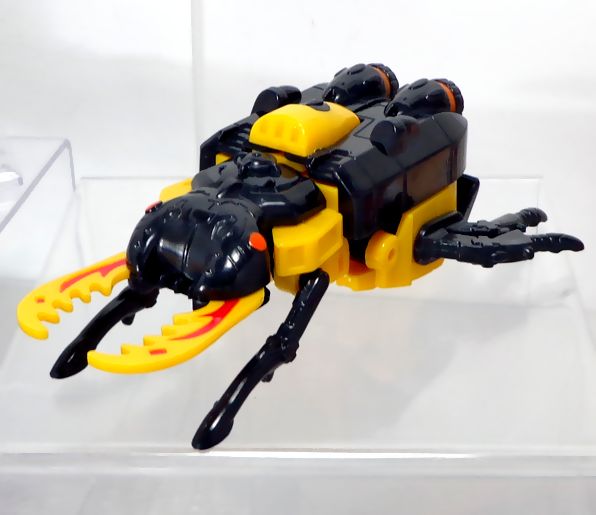 メカ昆虫伝説 3 クワガタロボ（ダークネスタイプ） : DXセイバーベース