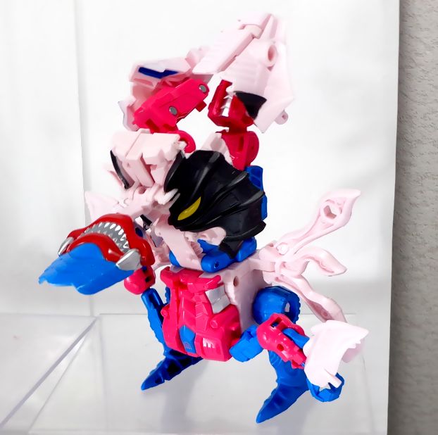 タートラー「行け！機雷攻撃兵テンタキル！」 テンタキル「シャアアア