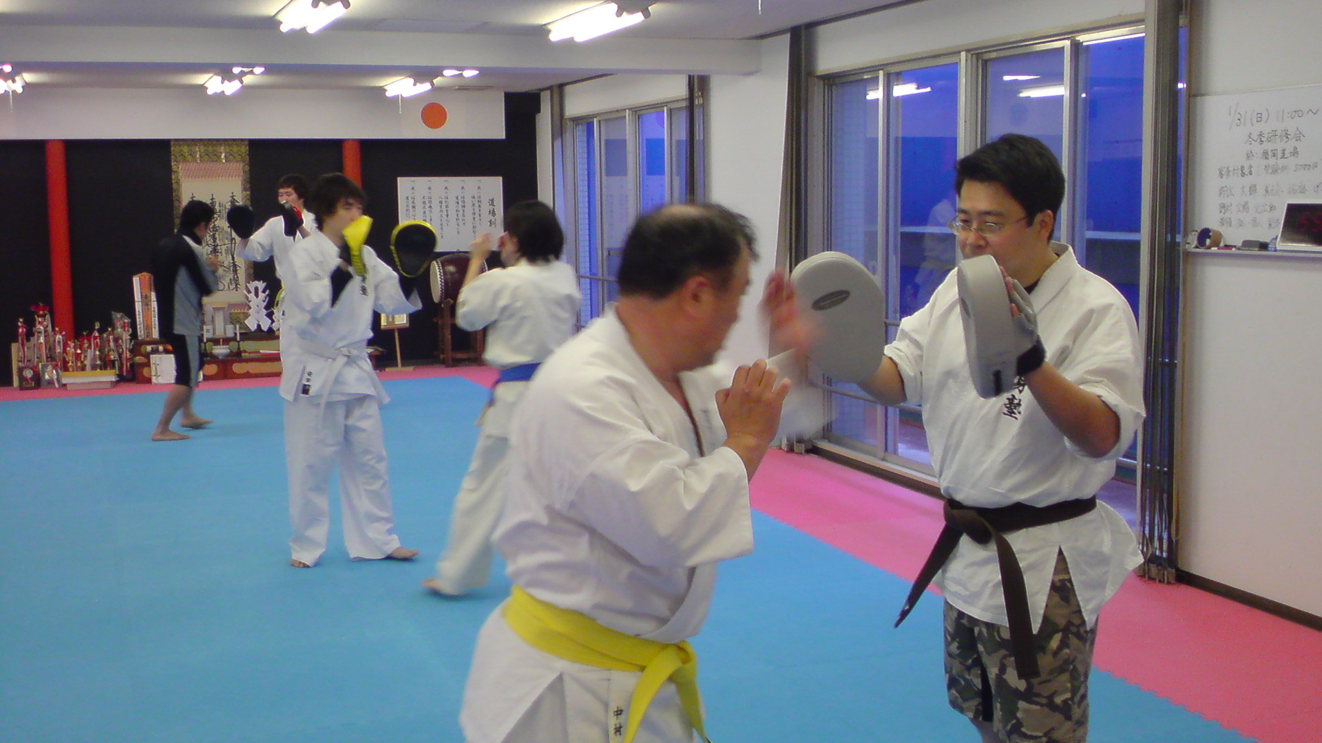 女性でも出来る 掌底アッパー 九州 福岡市の護身術教室 護身塾 へようこそ