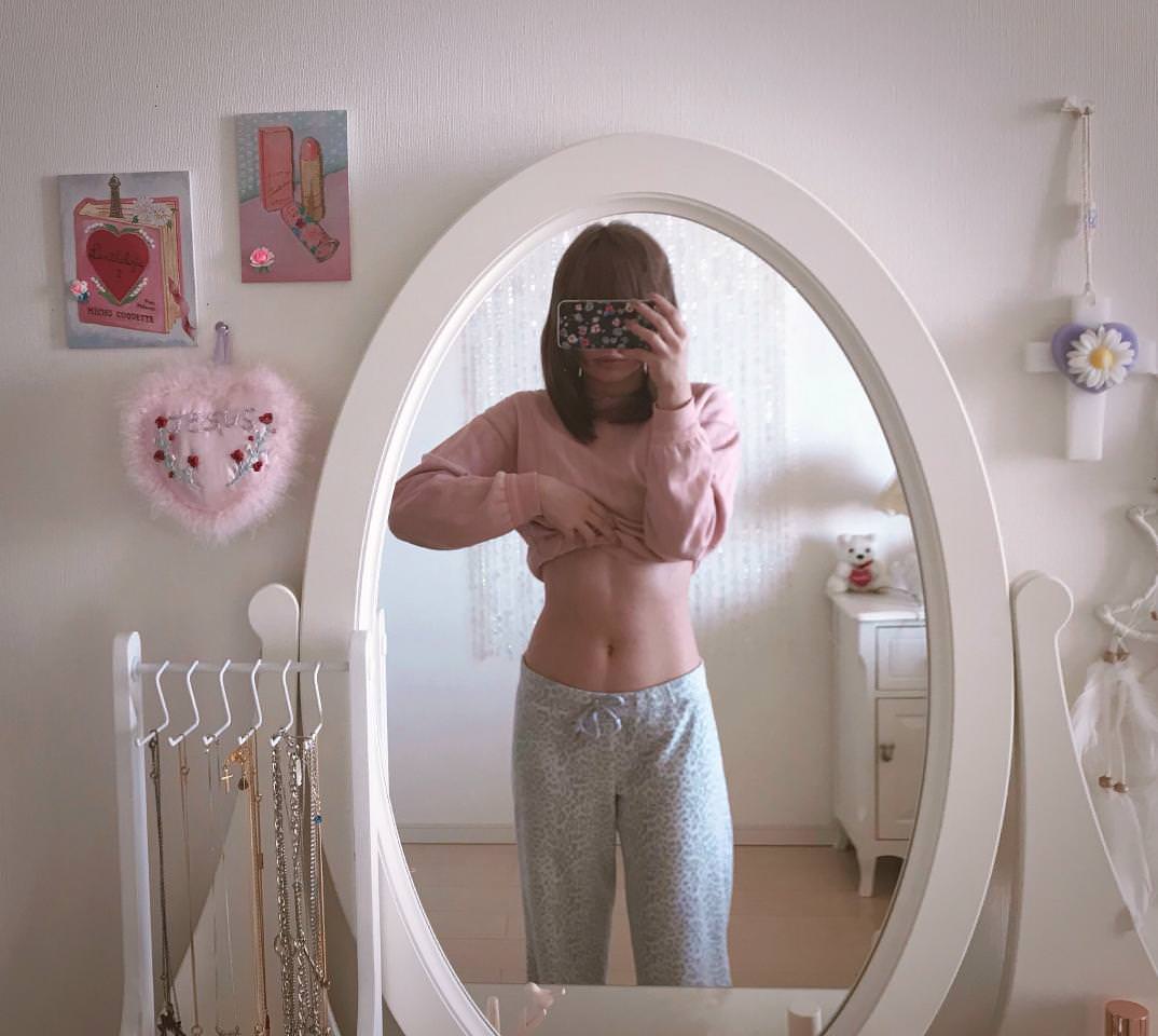 きゃりーぱみゅぱみゅさん 自らお腹を晒すwww みーはーまとめ きゃりーぱみゅぱみゅさん 自らお腹を晒すwww みーはーまとめ