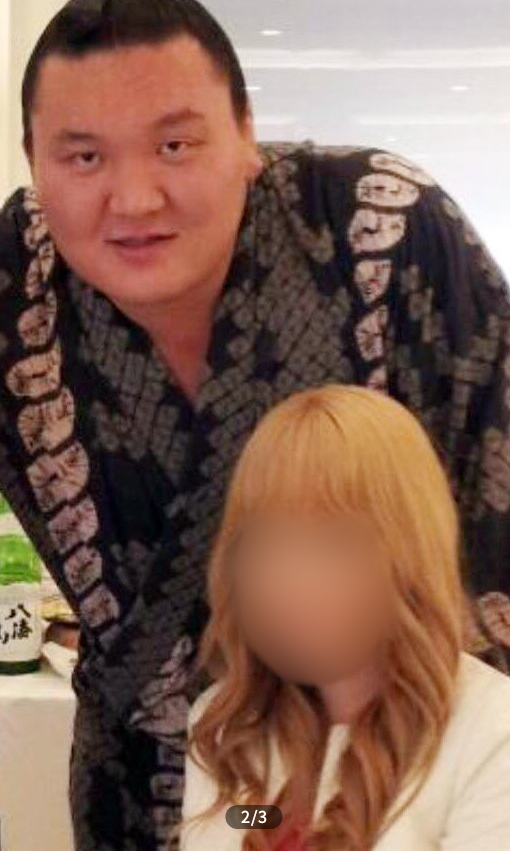 悲報 白鵬の愛人との自撮りが流出 みーはーまとめ 悲報 白鵬の愛人との自撮りが流出 みーはーまとめ