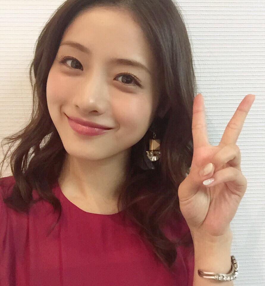 石原さとみ 竹野内豊 長谷川博己の3人が大ヒット映画 シン ゴジラ の打ち上げに参加 石原さとみだけが開始30分で即退出 芸能人のゴシップ日記 石原さとみ 竹野内豊 長谷川博己の3人が大ヒット映画 シン ゴジラ の打ち上げに参加 石原さとみだけが開始30分で即退出 芸能人のゴシップ日記