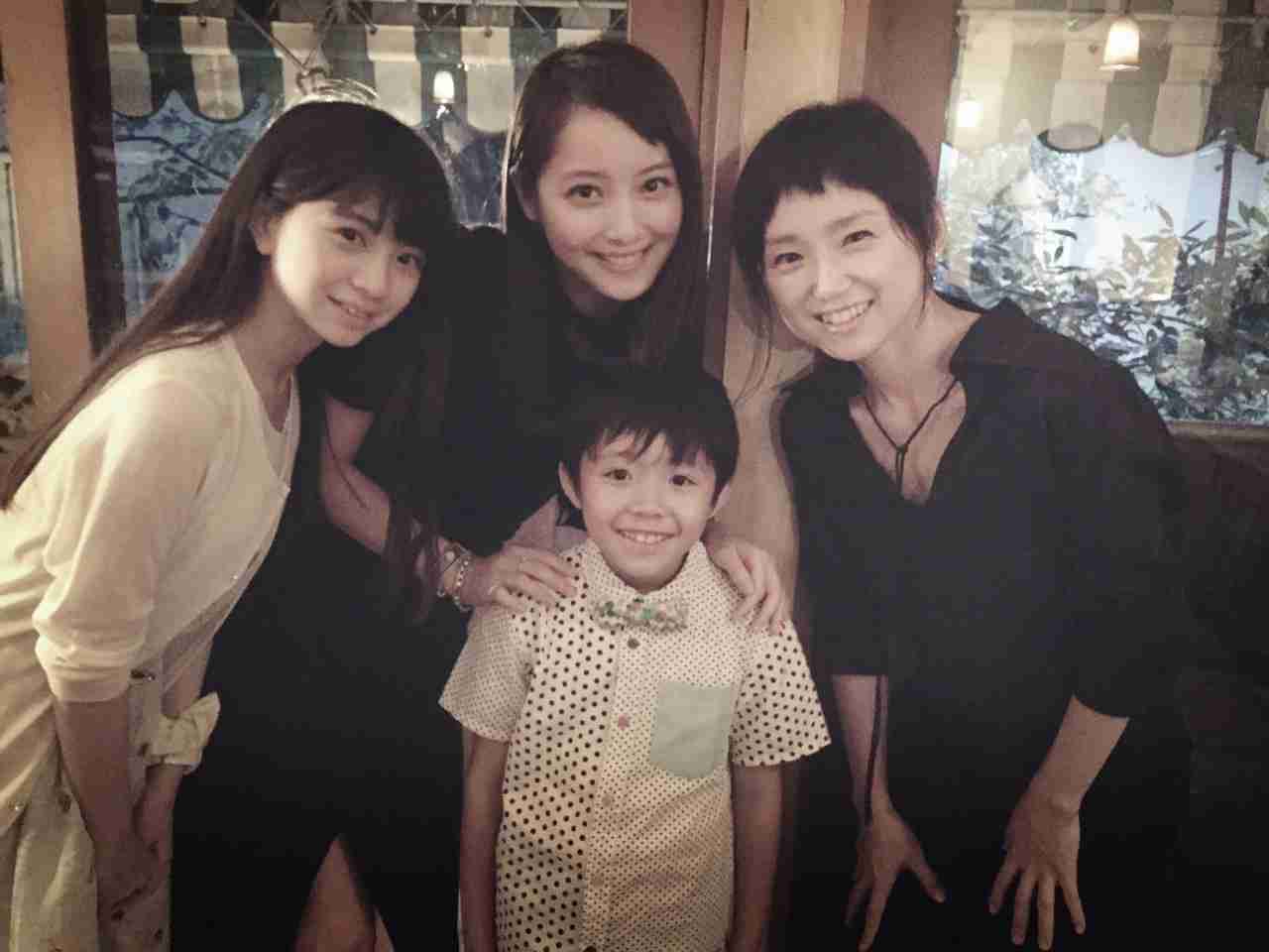 石田ゆり子と同世代アラフィフ有名人の老化の差が歴然 大神いずみは顔がなだれ 高須院長が美の秘訣と老化の原因を明かす 芸能人のゴシップ日記 石田ゆり子と同世代アラフィフ有名人の老化の差が歴然 大神いずみは顔がなだれ 高須院長が美の秘訣と老化の原因を明かす 芸能人のゴシップ日記