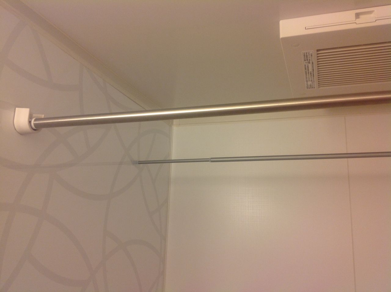 部屋干しの工夫 しまう かざる