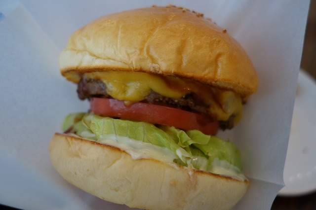 渋谷 Reg On Dinerでチーズバーガーを食べてきたよ! (2)