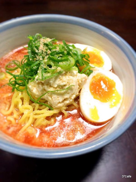 トマトラーメンの完成