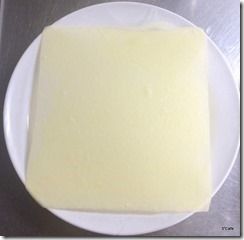 春巻きの皮を電子レンジへ