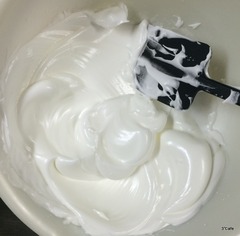 メレンゲを立てる
