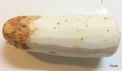 長いもの皮をむく