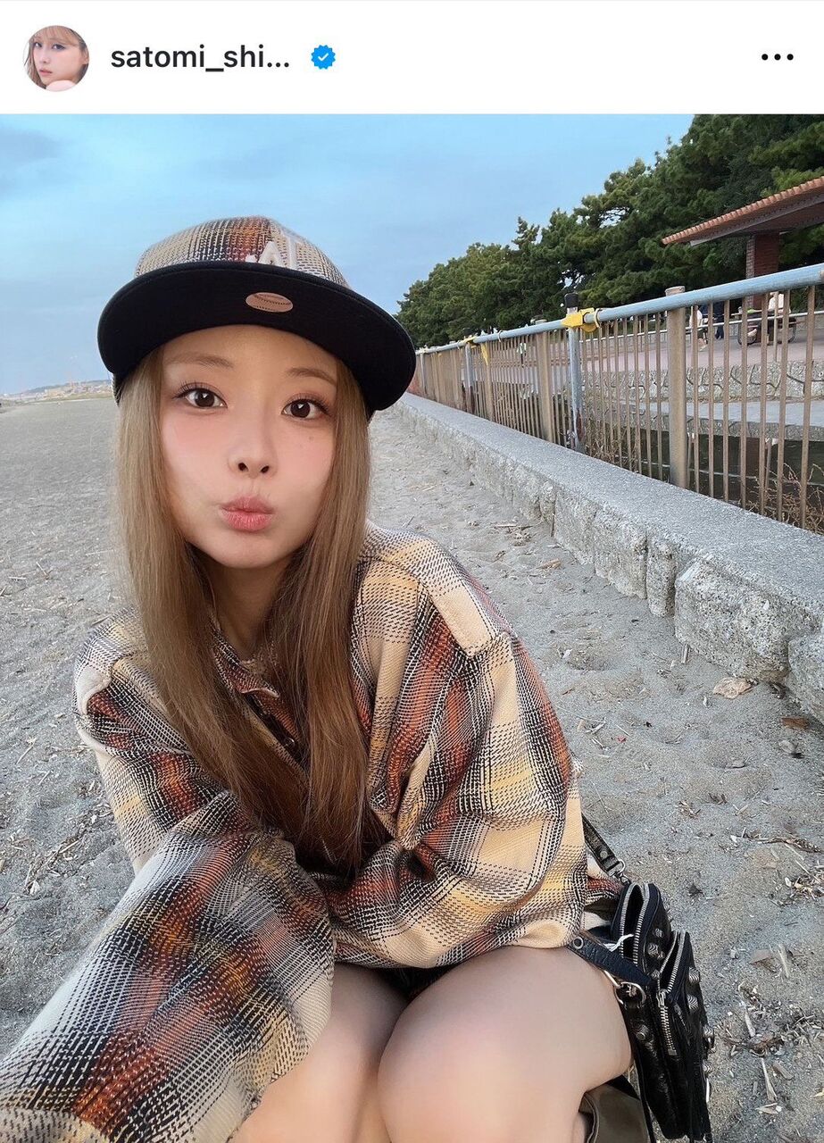 【芸能】重盛さと美の驚愕の美脚！超ミニスカ姿にファン熱狂