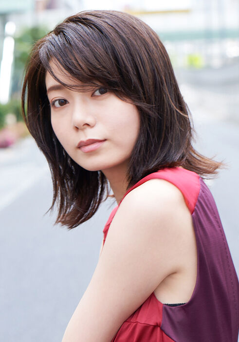 【衝撃の美ボディ解禁！】森カンナのくびれ＆縦線腹筋がエグすぎ…「綺麗すぎて目が覚めた」って声続出の水着ショット♡