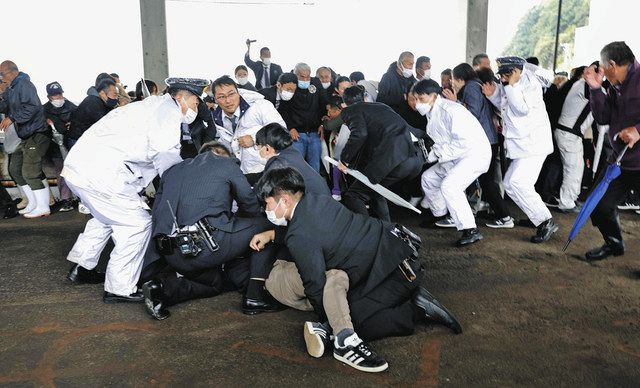 岸田首相襲撃事件でのSPの行動に批判の声が高まる　「犠牲を厭わない姿勢は問題」との指摘も