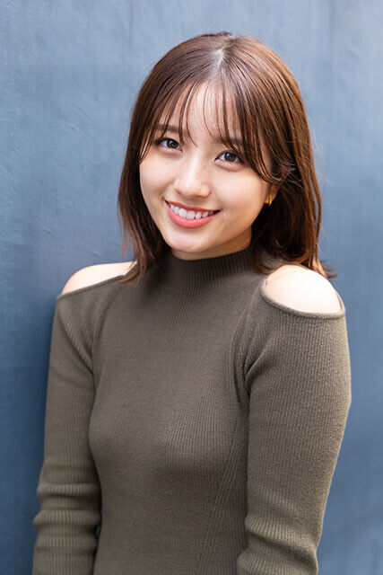 元AKB48大和田南那の大胆ショットが話題！腕ブラ姿でファンを魅了！