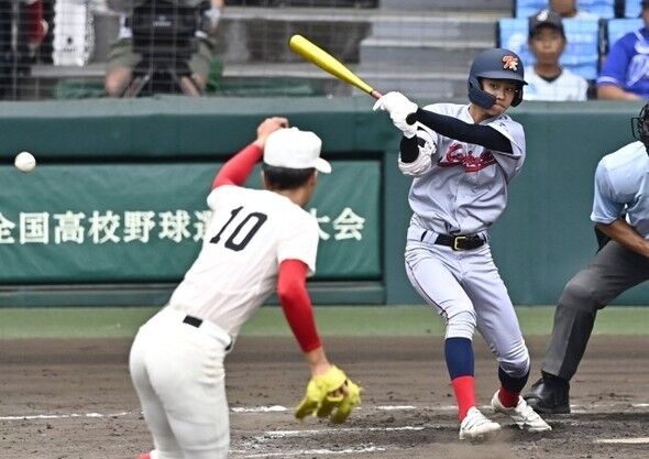 京都国際高校の夏の甲子園優勝に輝く！