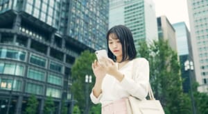 【美容もデートもぶん投げてNISA一直線！】20代『NISA貧乏』に毒吐くけど実は賢いw