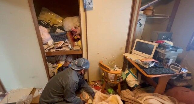 清掃会社YouTubeチャンネルがゴミ屋敷清掃で開かずの間から遺体を発見